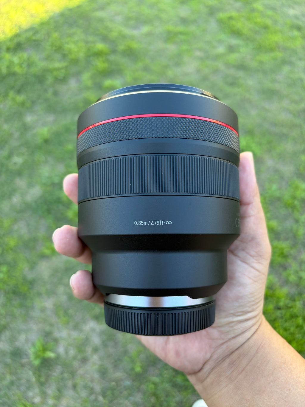 Canon RF 85mm f/1.2 L USM Lens  Condition 10/10